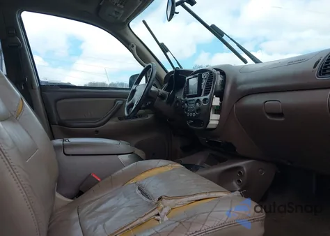 2002 Toyota Sequoia Limited V8 z USA, uszkodzony, nr VIN 5TDZT38A32S124602